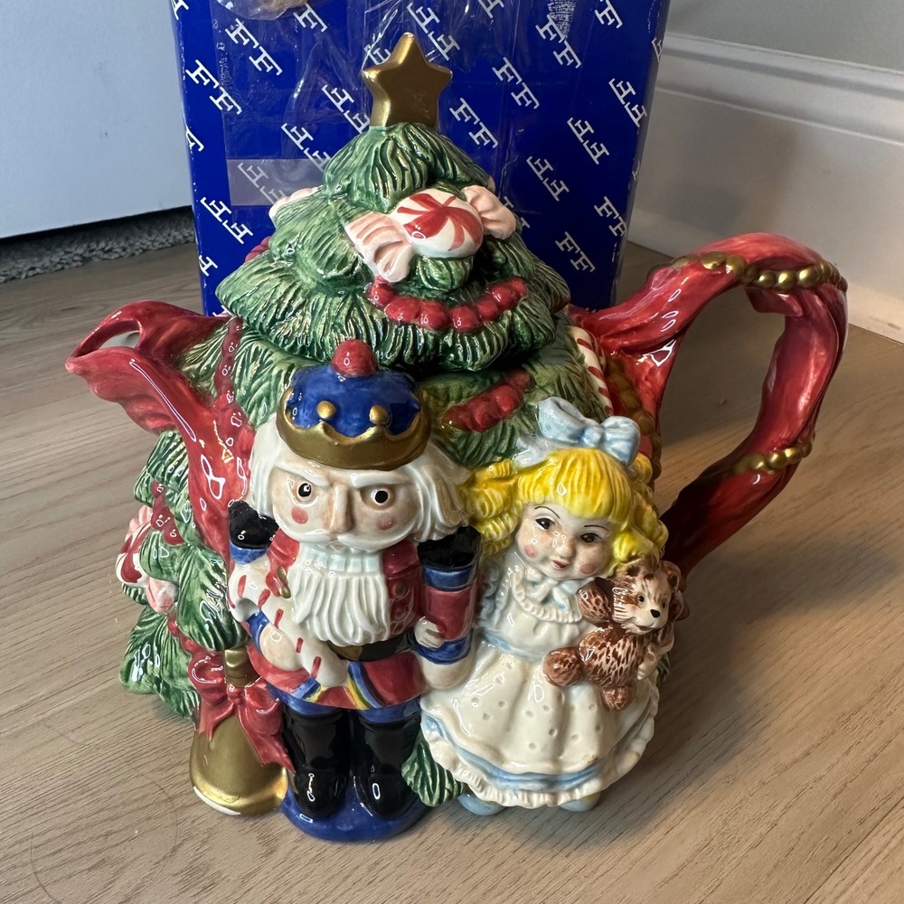 Vintage 1992 Fitz & Floyd Christmas Tree Nutcracker Tea Pot With Lid And box